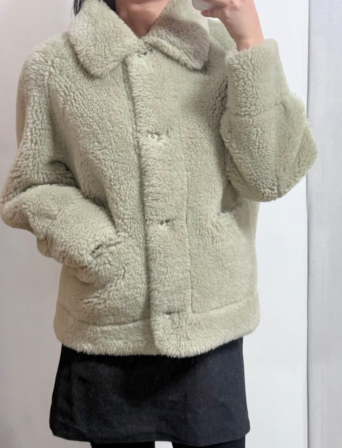 써스데이 아일랜드 퍼 자켓 상품이미지3