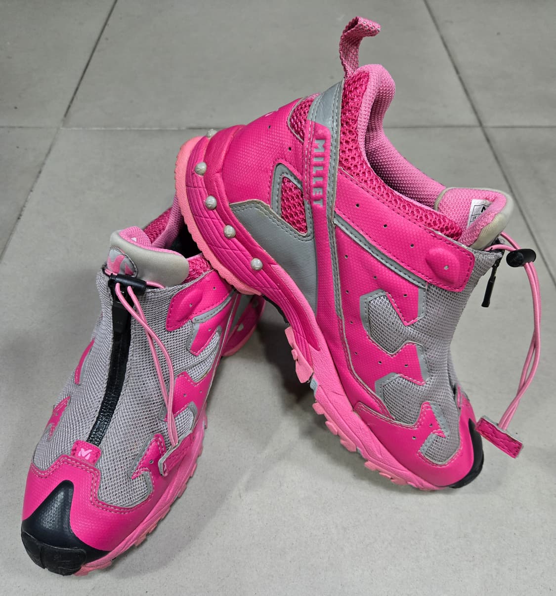 밀레 어드밴스우먼 고어텍스 중등산화 245mm 상품이미지1