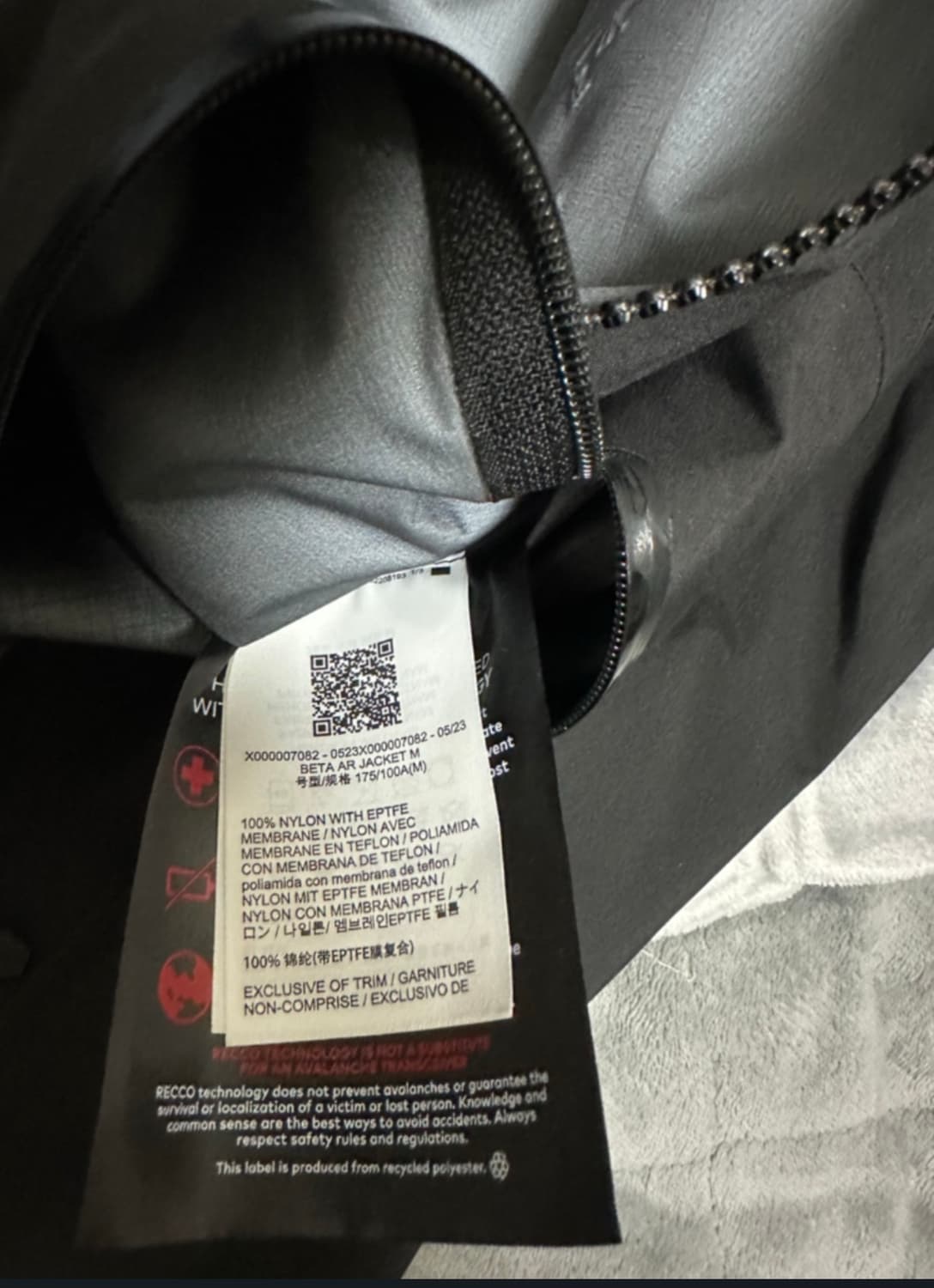 아크테릭스 베타 AR 자켓 블랙 M사이즈 상품이미지3