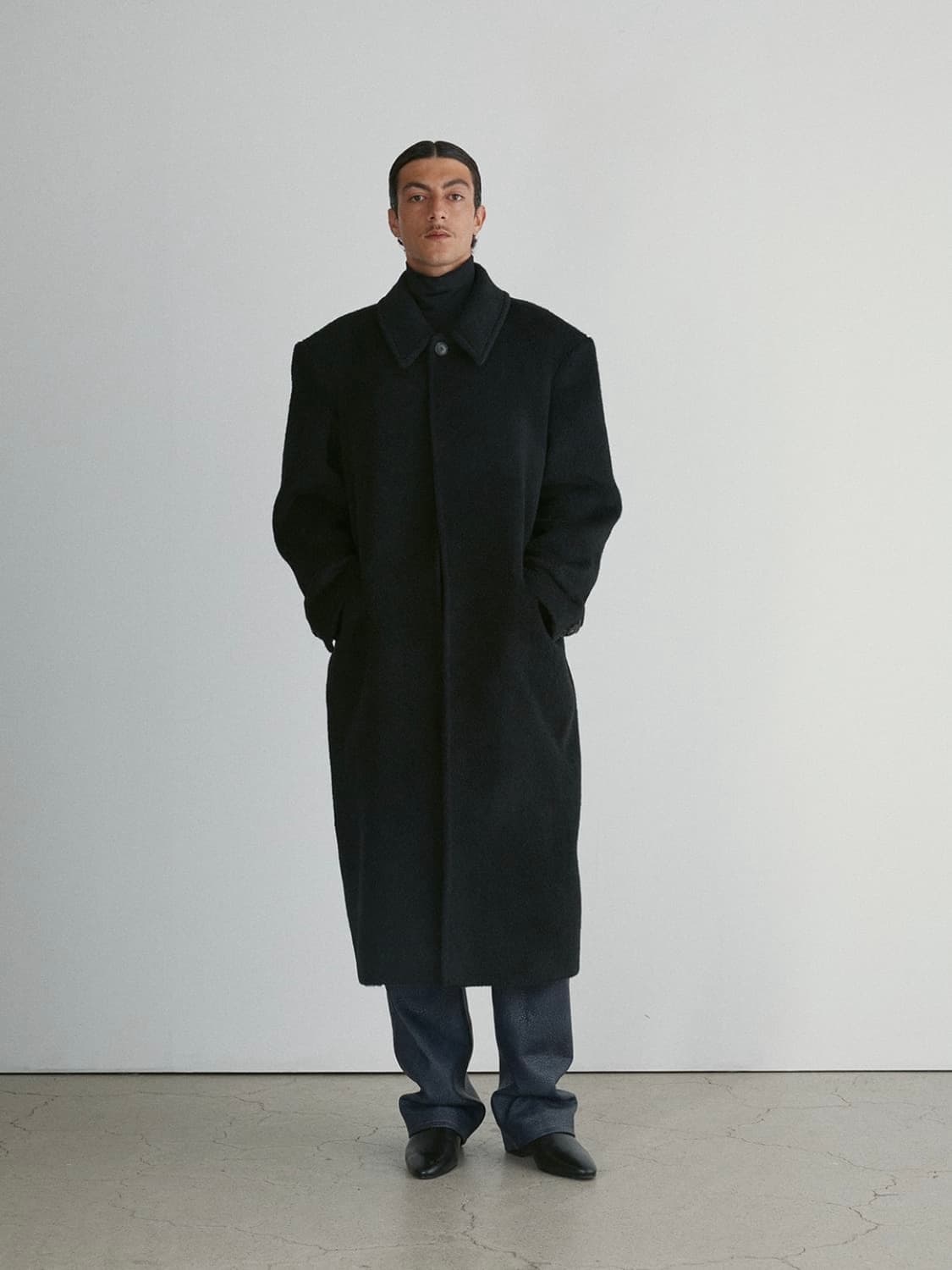 [L] 렉토 라마 울 블렌드 발마칸 코트 블랙 상품이미지3