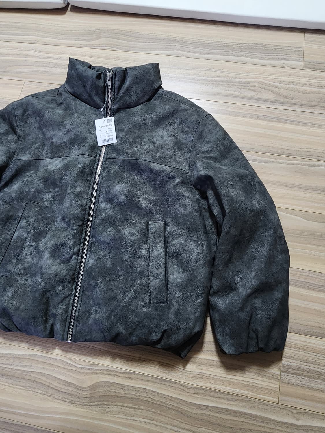 에잇세컨즈레더패딩점퍼L그레이가죽패딩 상품이미지2