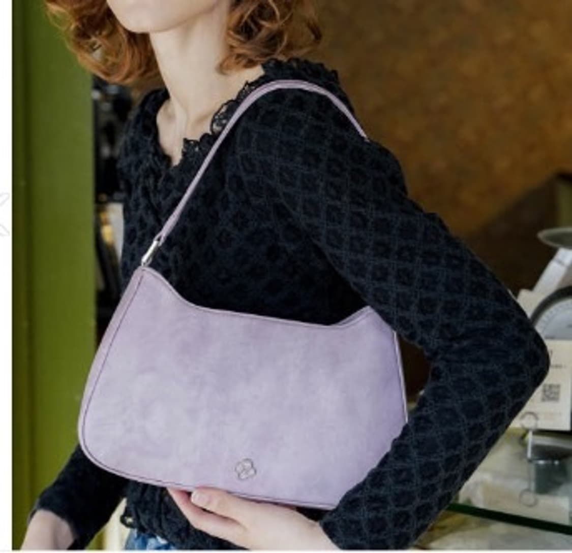히어리 숄더백 라일락 상품이미지4