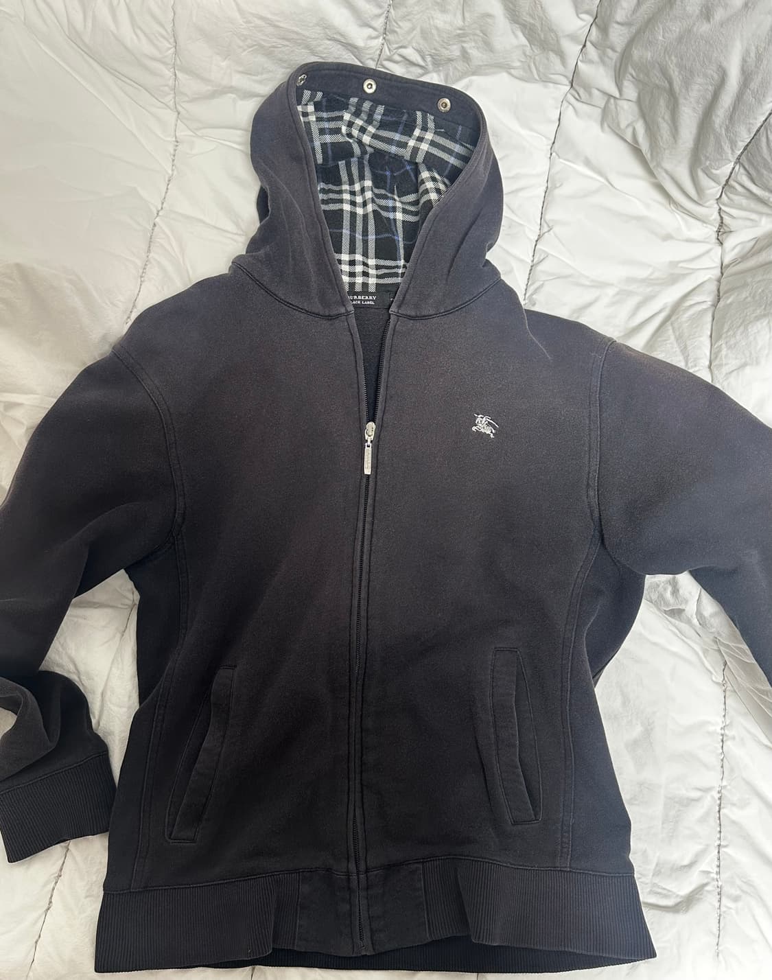 버버리 후드집업 블랙라벨  상품이미지1