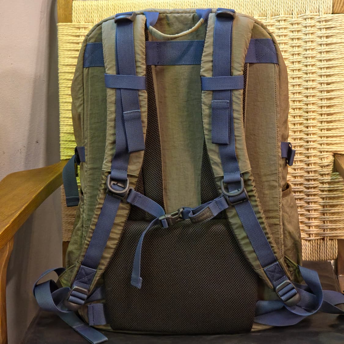 컬럼비아 백팩 + 파우치 세트 카키 (35L) 상품이미지6