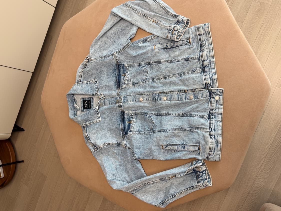 일론 머스크가 즐찾 해놓은 자라 라이트 블루 데님 자켓 상품이미지5