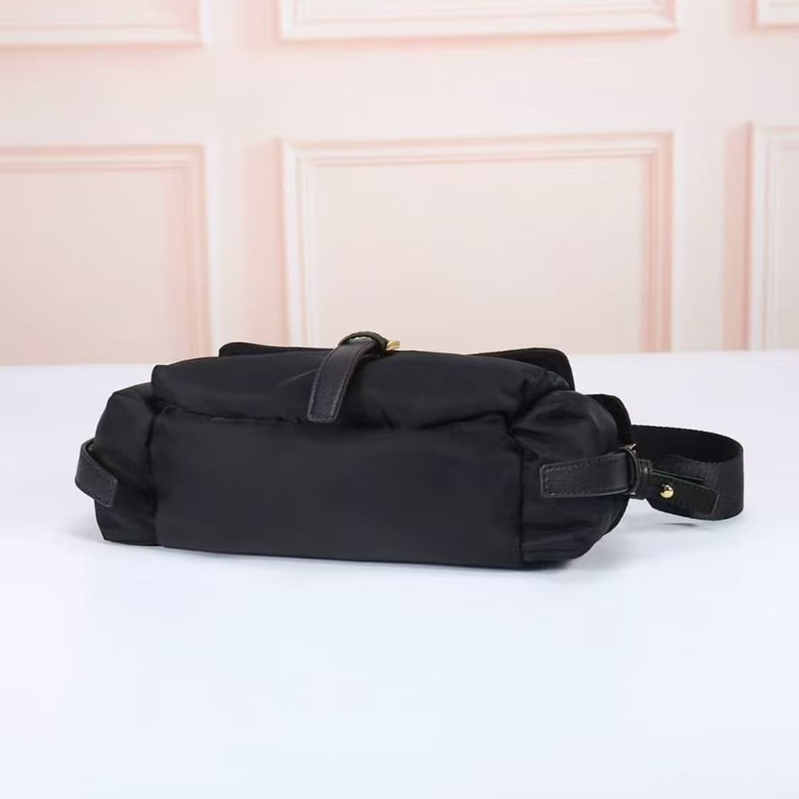 PRADA 프라다 사이드 투포켓 나일론 크로스백 남녀공용 상품이미지5