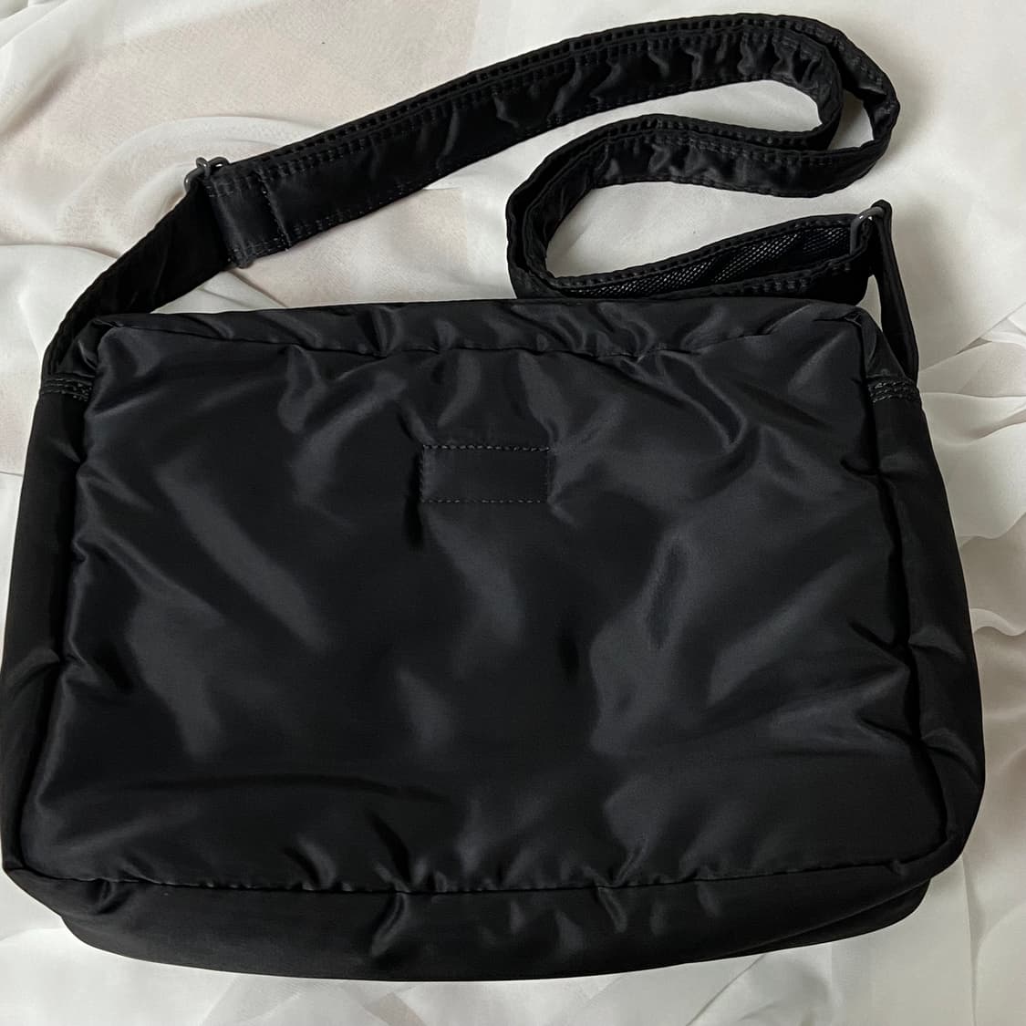 미품)PORTER 포터 탱커 숄더백 L 블랙 상품이미지6