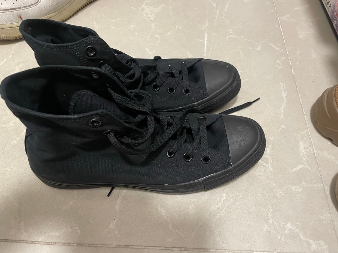 컨버스 척 하이 올블랙 상품이미지1