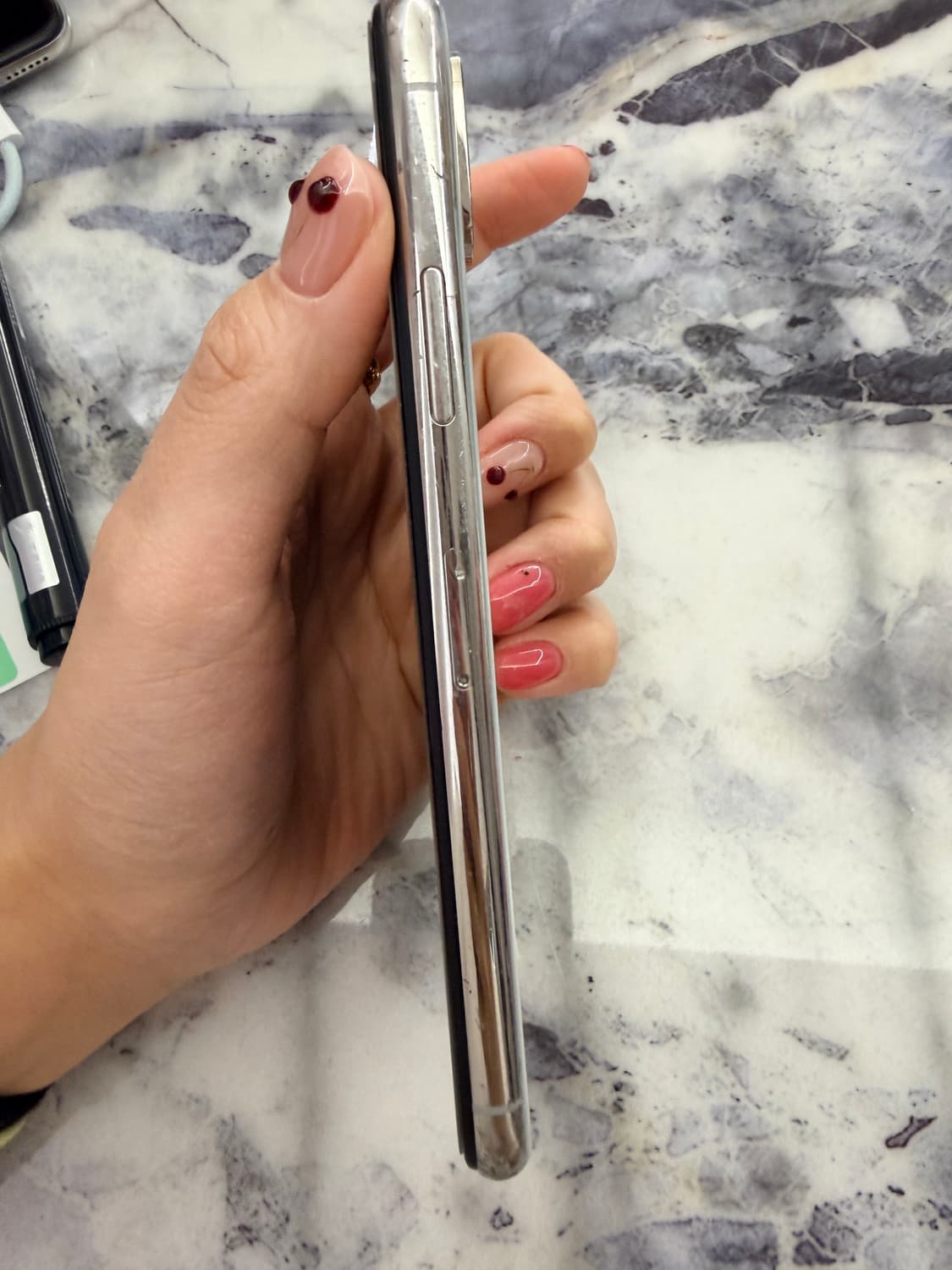 아이폰xs 256기가 배터리100 상품이미지4