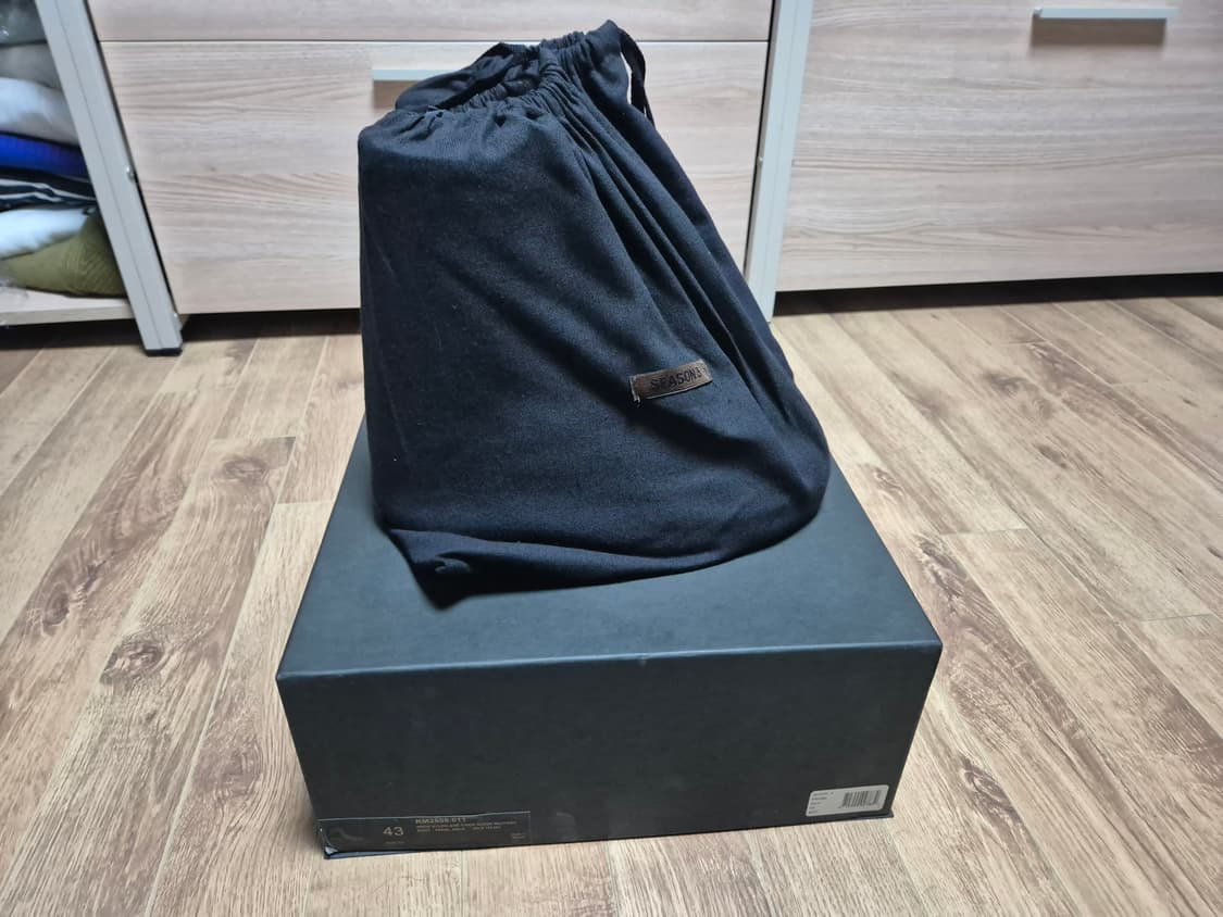 Yeezy season 3 Miltary boot rock eu43 상품이미지4