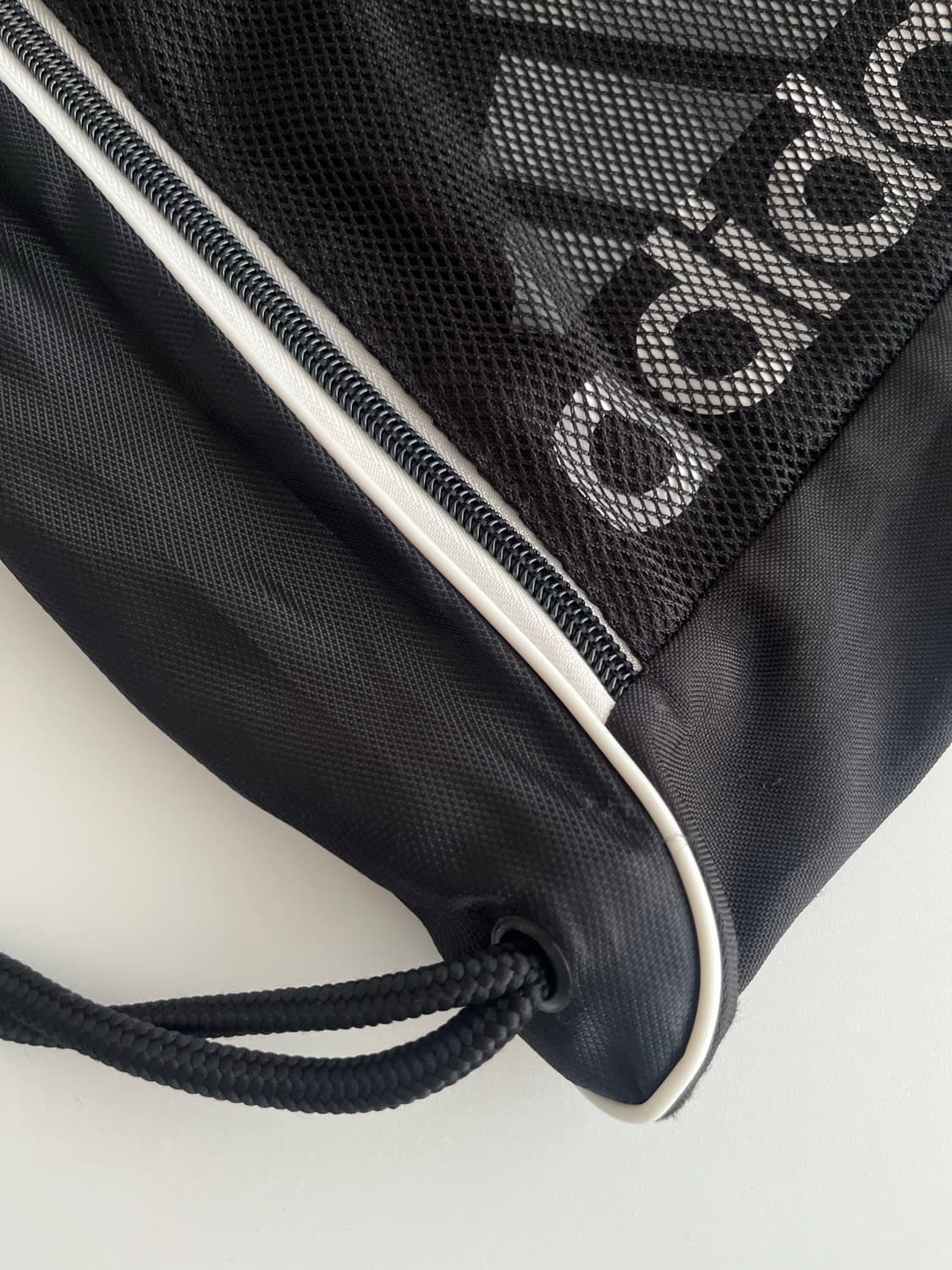 아디다스 짐색 백팩 블랙 상품이미지5