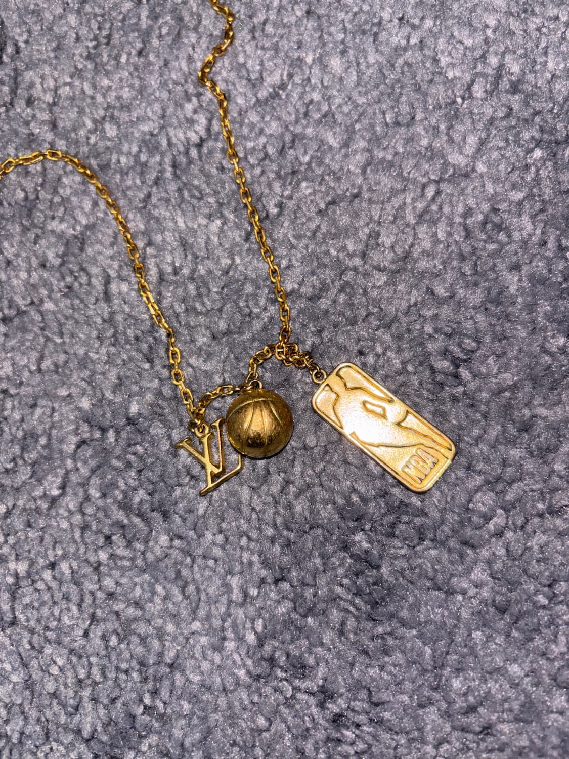 Louis Vuitton x NBA Ball And Tab Pendant 상품이미지3