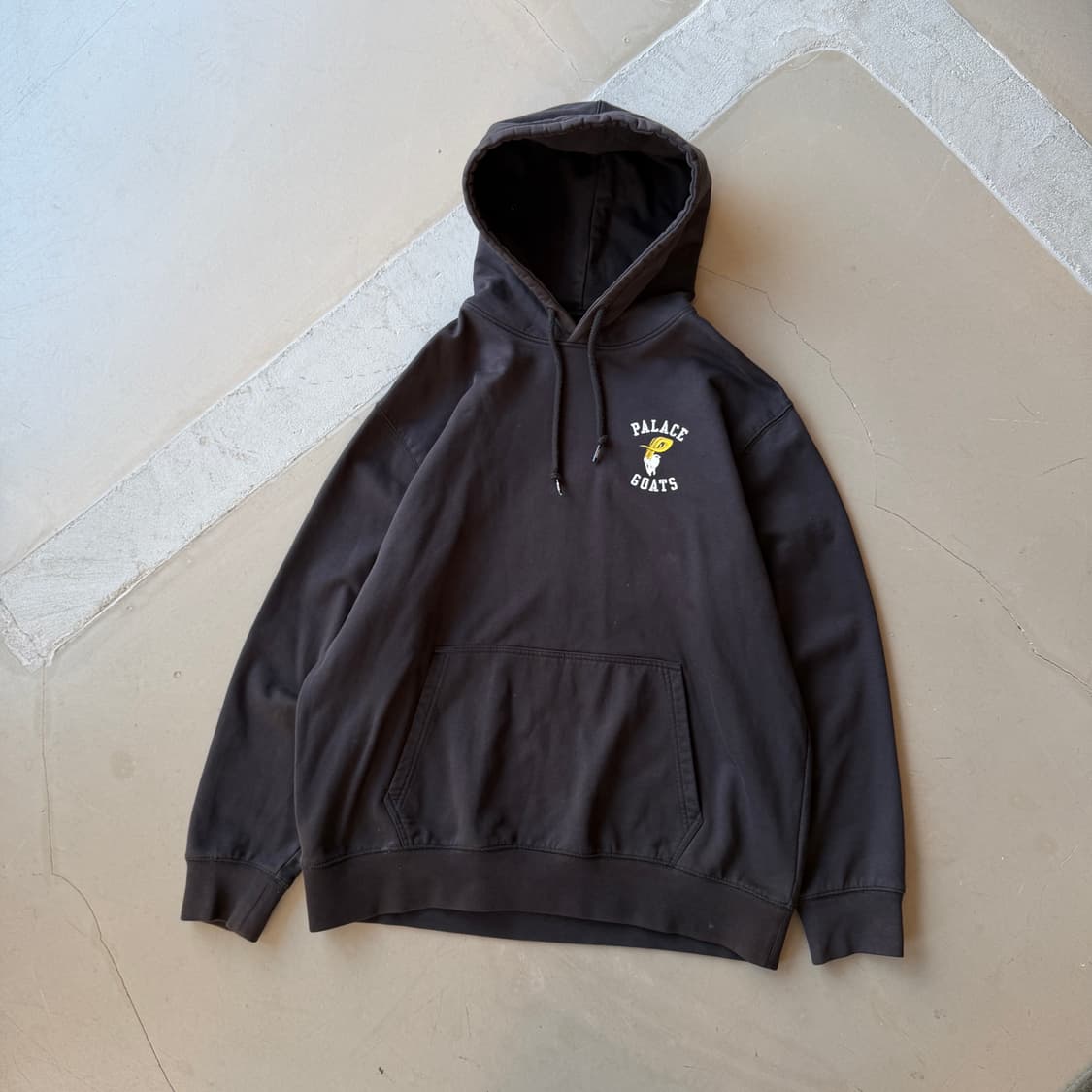 팔라스 22ss 고트 후드 상품이미지2