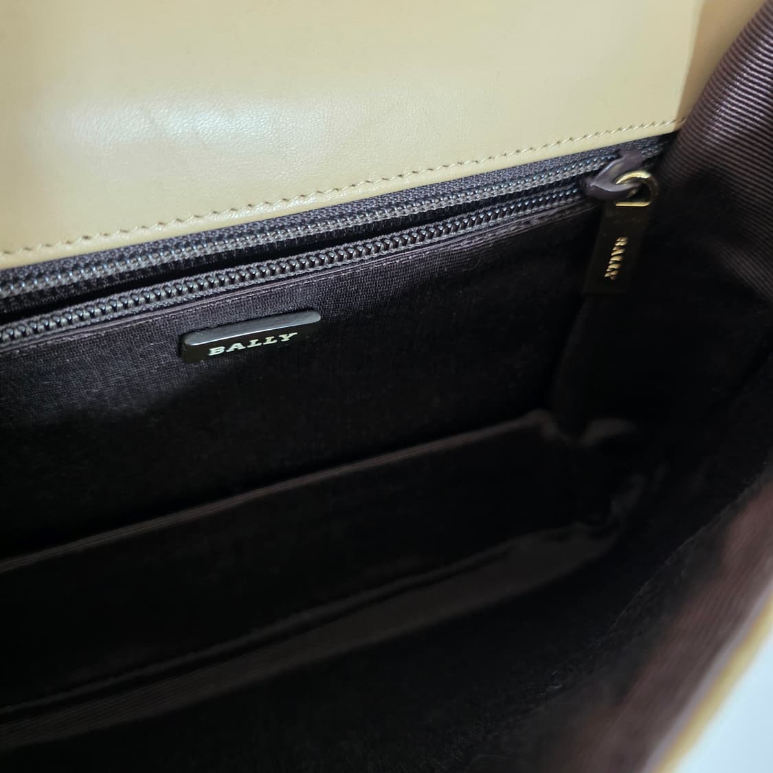 정품) 발리 퀼팅 베이지 여성 토트백  상품이미지6