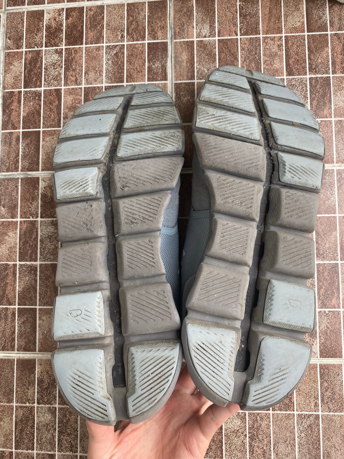 On cloud x3 미스트락 295 상품이미지5