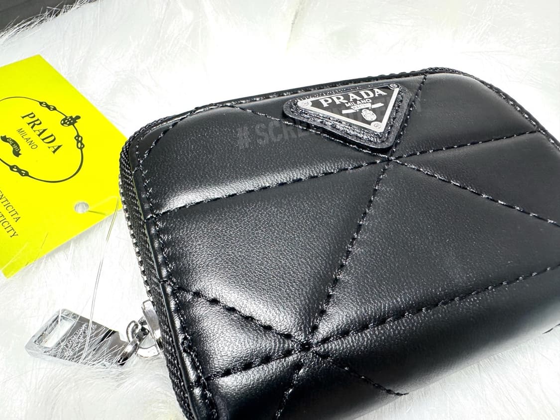 프라다 뷰티 램스킨 카드지갑 풀박스 상품이미지3