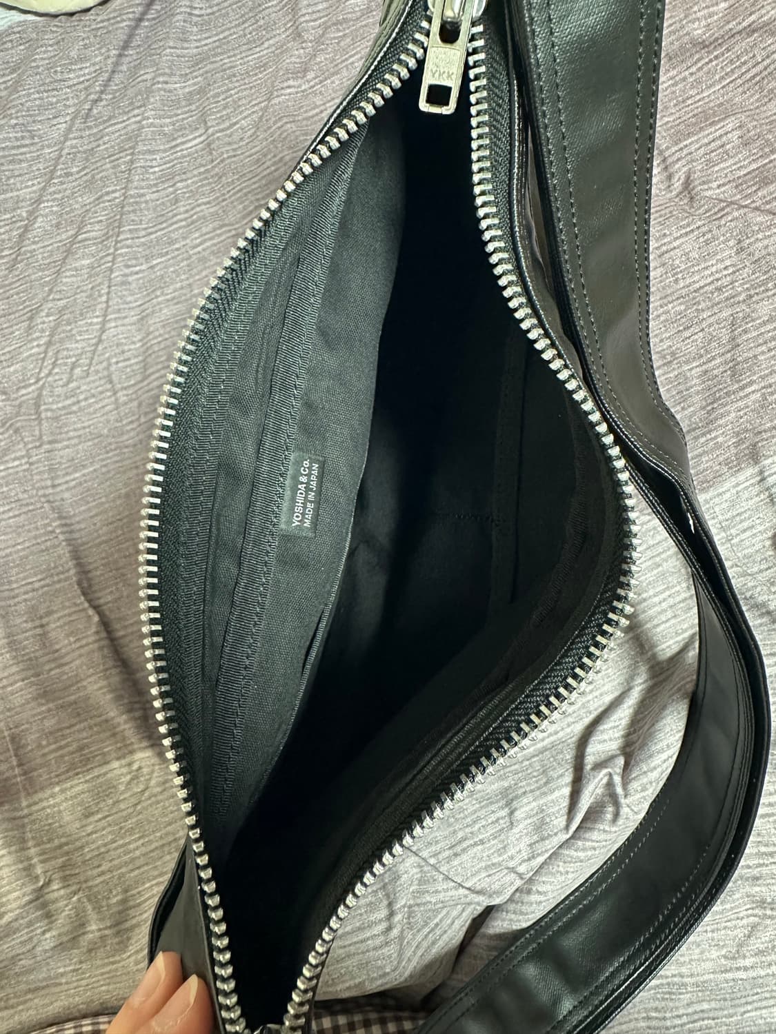 포터 프리스타일 숄더백 블랙(Porter FreeStyle black) 상품이미지4