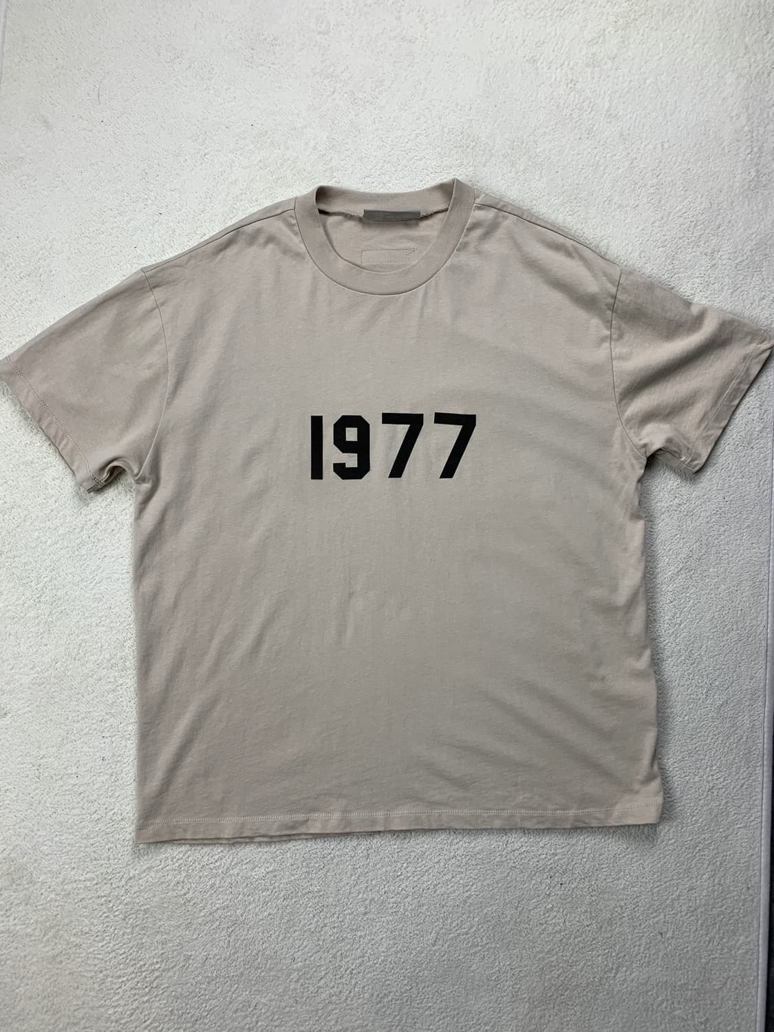 피어오브갓 1977 반팔티셔츠 사이즈 L 상품이미지1
