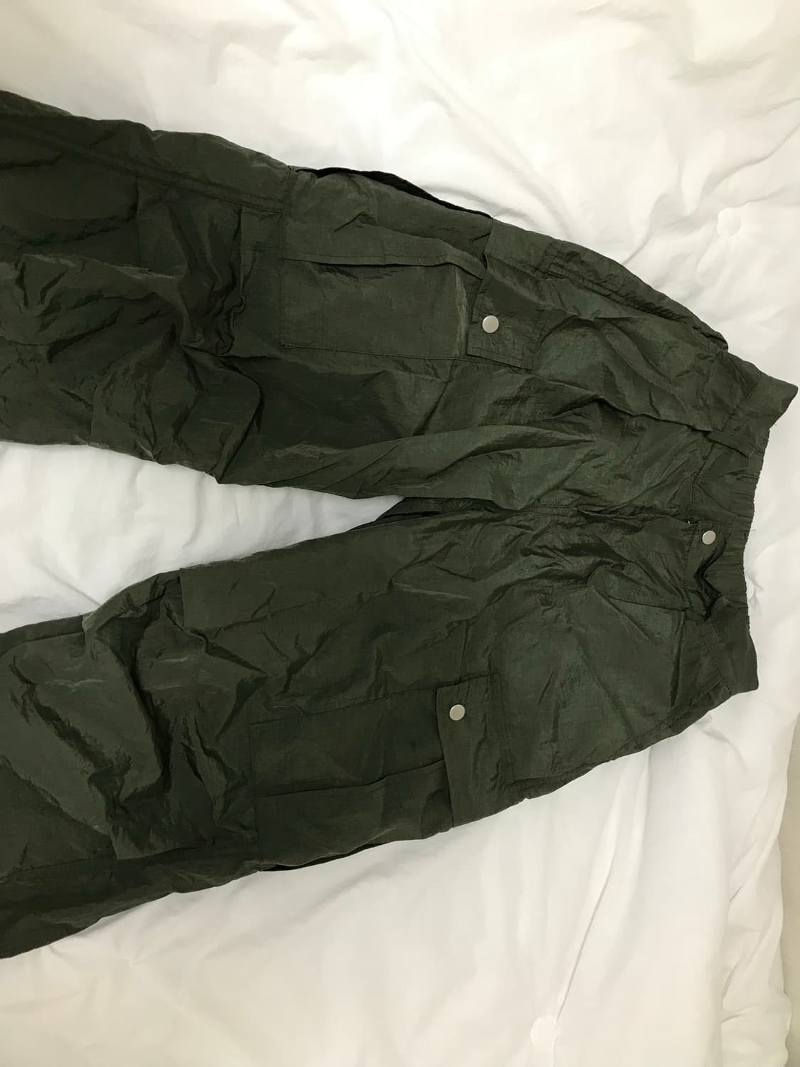 김채원 나일론 카고 팬츠 상품이미지1