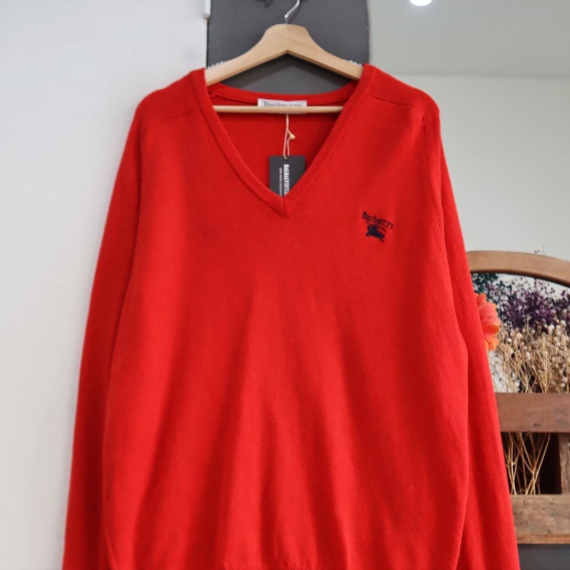 버버리 기마자수 램스울 브이넥 니트 상품이미지2