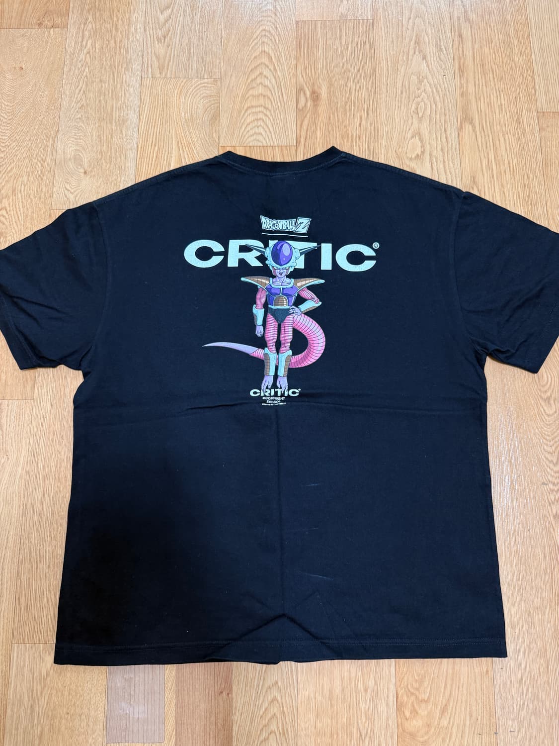 크리틱 반팔티 상품이미지2