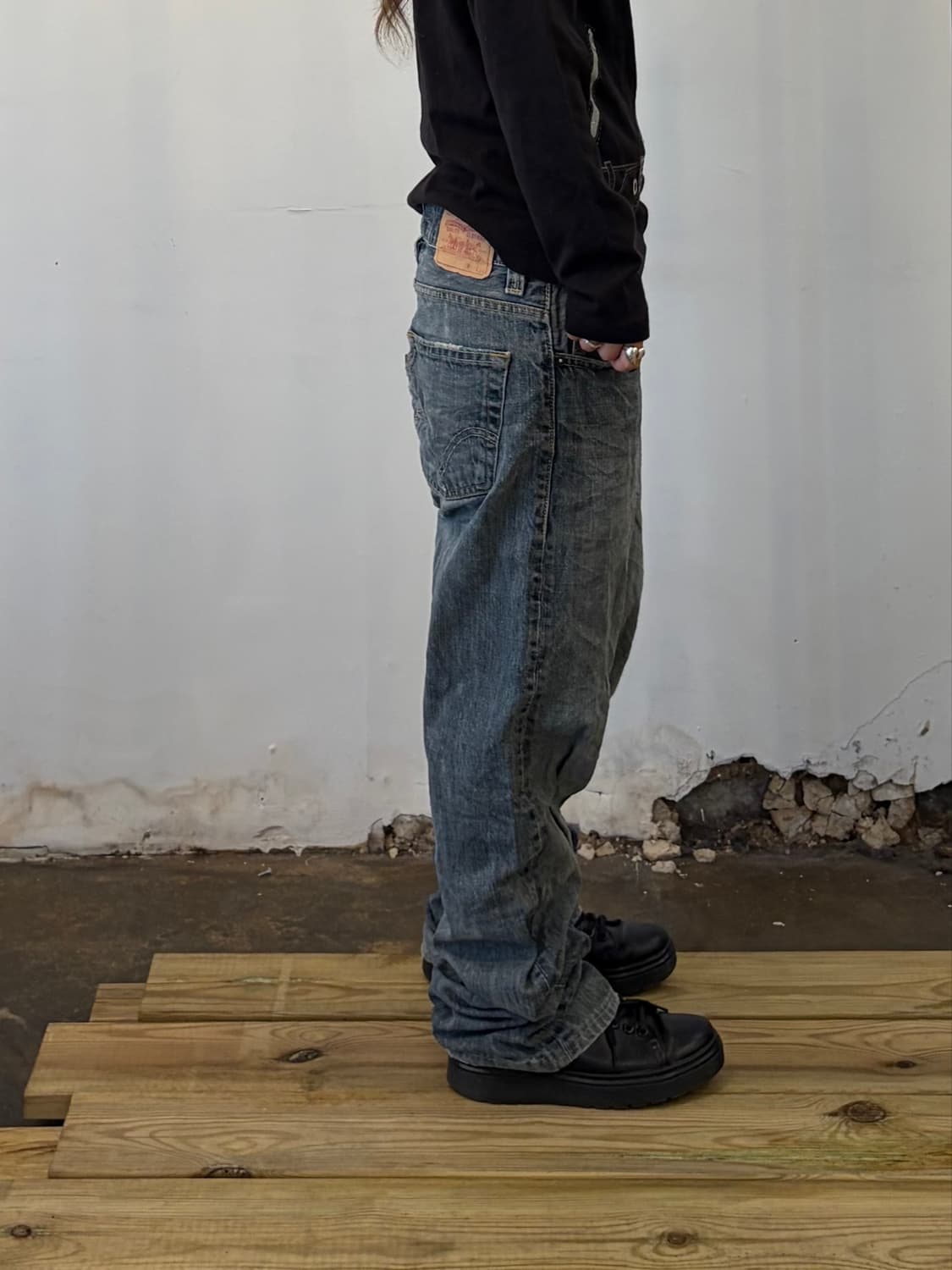 Levi’s 506 스탠다드 블랙 페이드 데님 상품이미지3