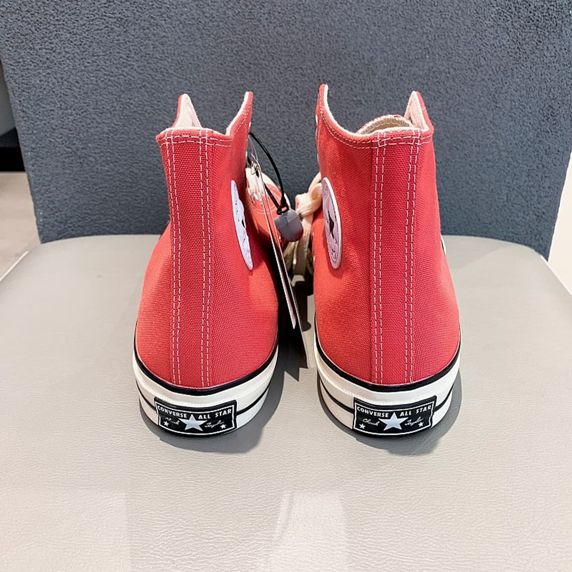컨버스 남녀공용 연핑크 척 70 하이탑 스니커즈 상품이미지5
