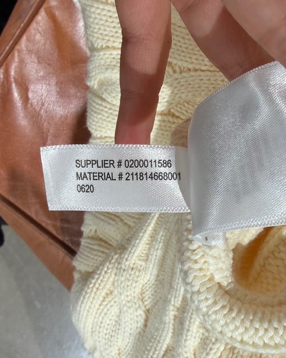 폴로 랄프로렌 아이보리 하트 케이블 니트 스웨터 상품이미지8