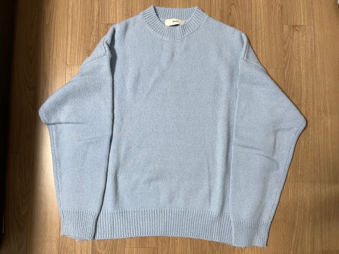 던스트 하늘색 니트 팝니다. 상품이미지2