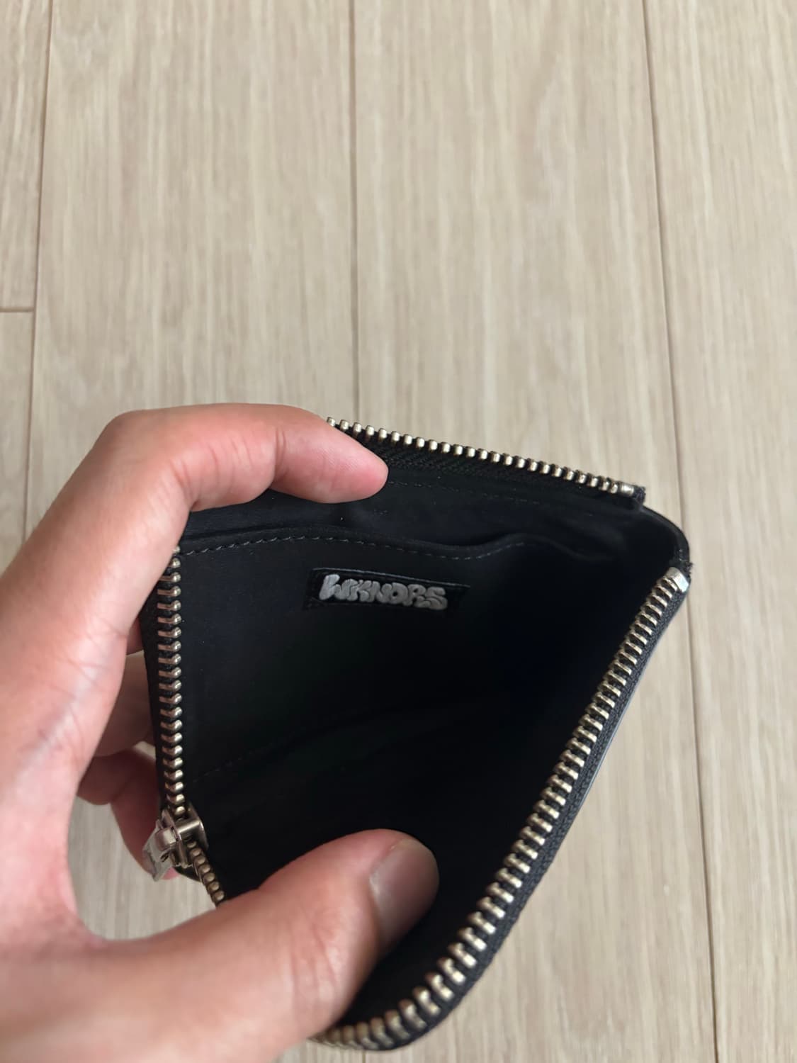 피로 x 위캔더스 지갑 상품이미지3