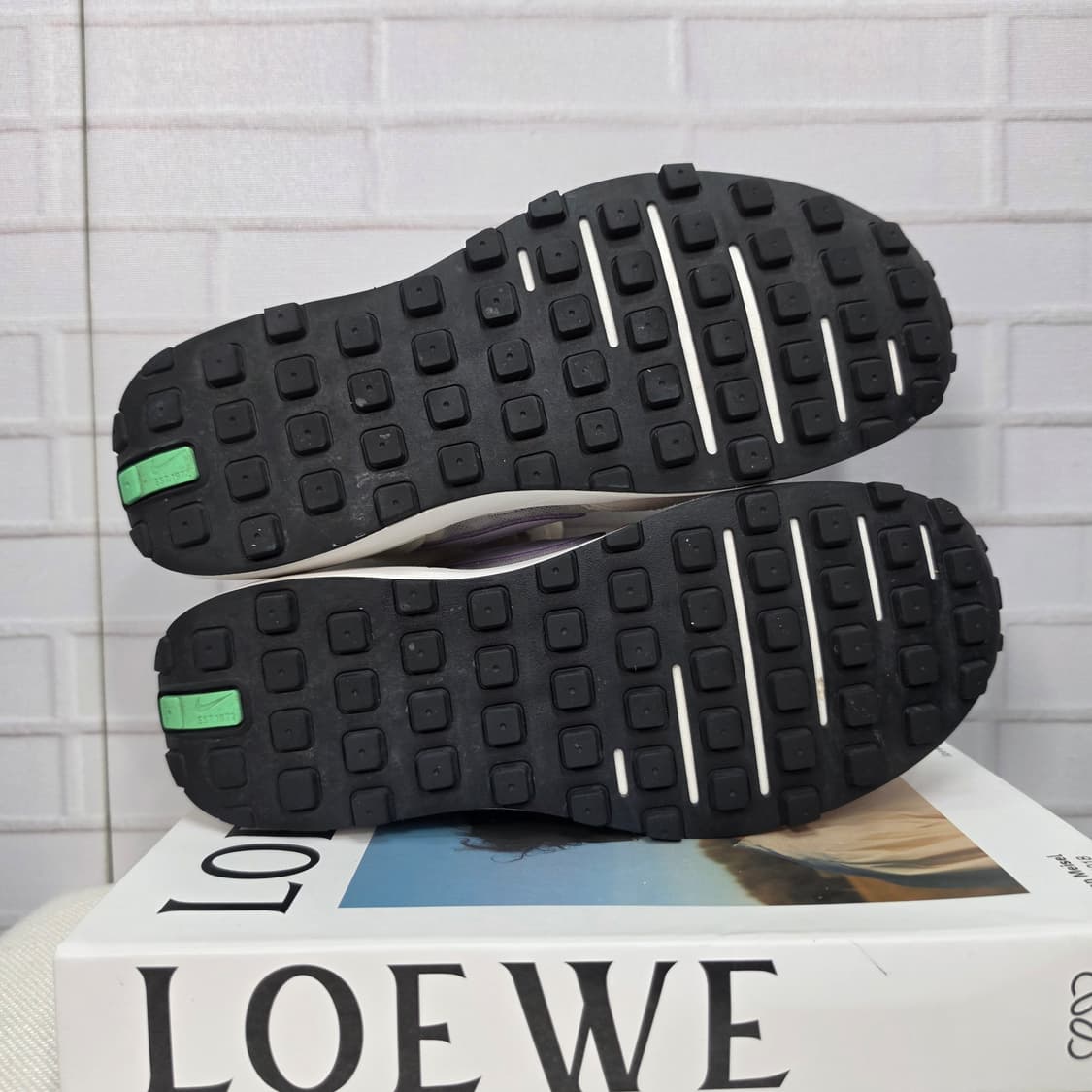 나이키 와플 원 써밋화이트 스니커즈 운동화 240사이즈 상품이미지7