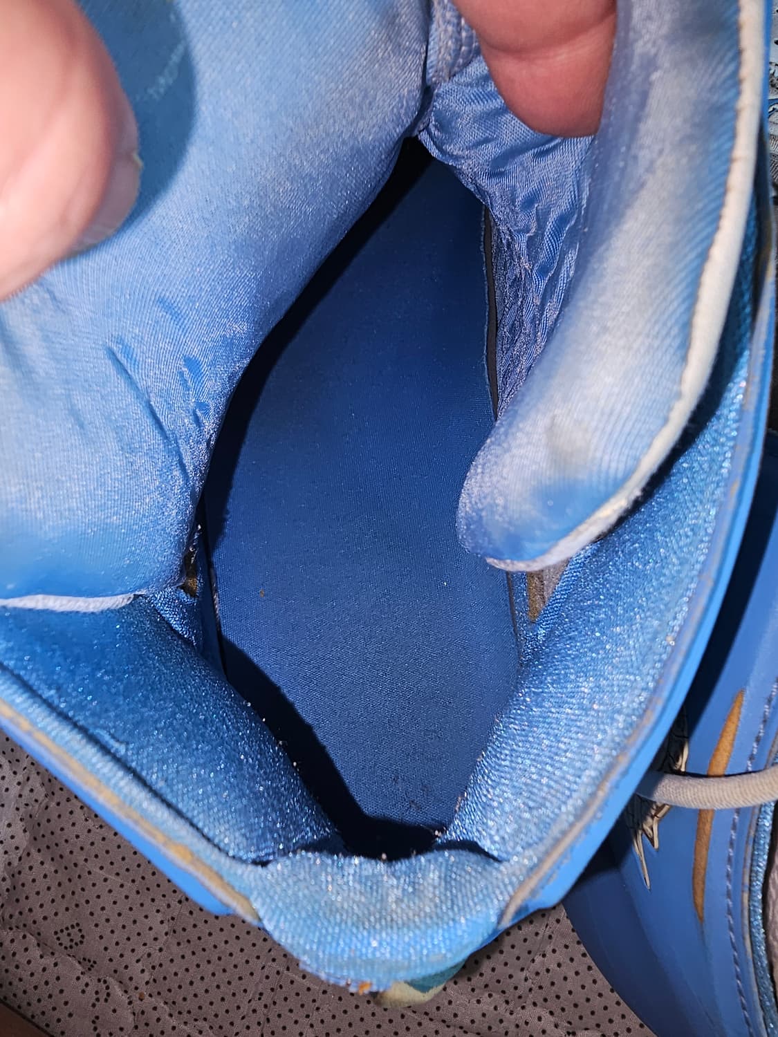 조던 카멜로 멜로 1.5 OG 2004 화이트/유니버시티 블루 하이탑 상품이미지5