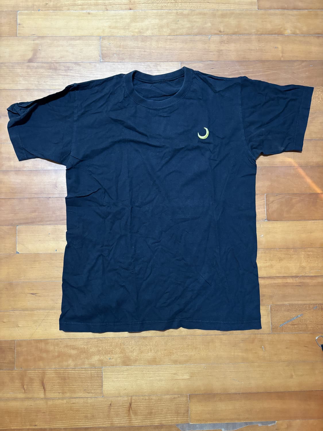 반달 반팔 티셔츠 상품이미지1