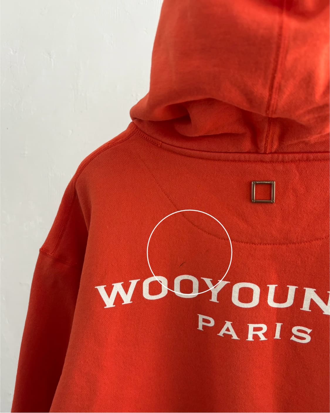 Wooyoungmi 우영미 오렌지 컬러 백 로고 후드티 상품이미지8