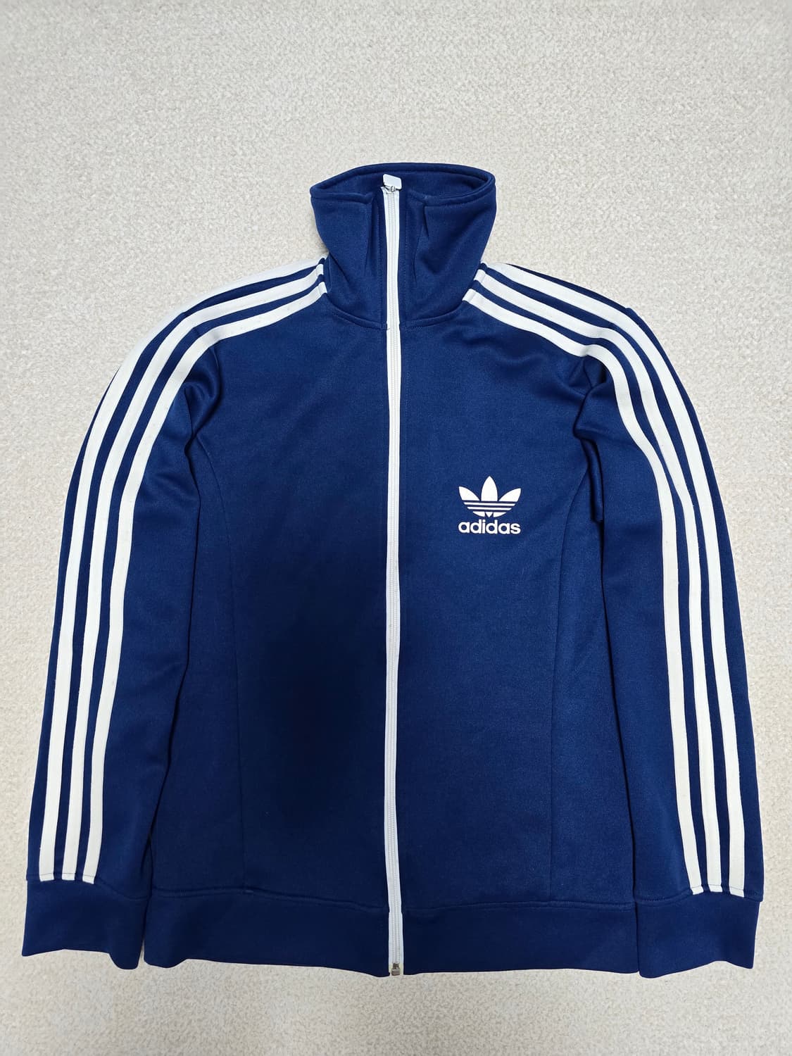 아디다스 빅로고 유로파져지 트랙탑블루 상품이미지1