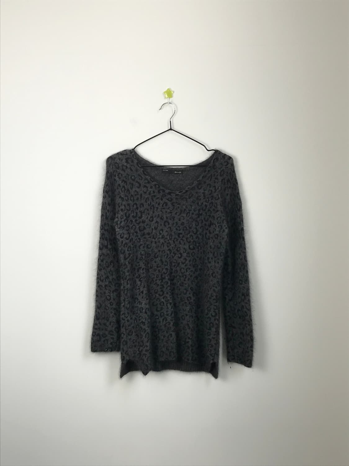 Jpn Charcoal Gray Leopard Knit Sweater 상품이미지4