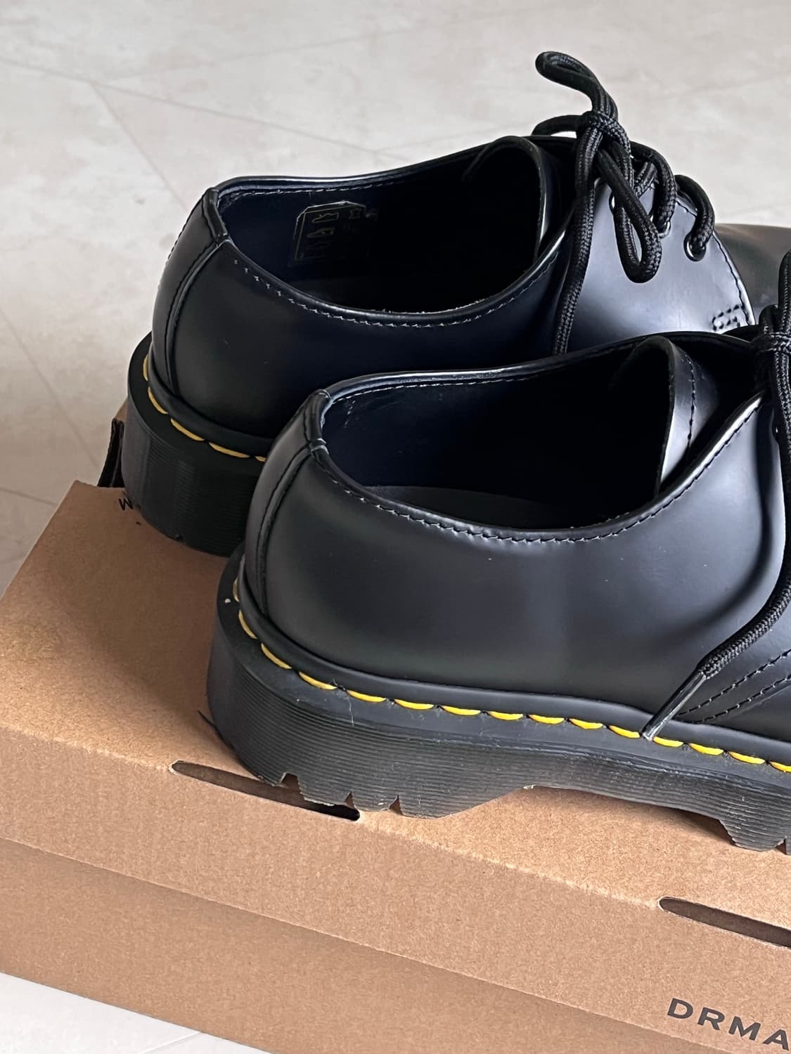 닥터마틴 1461 벡스 블랙 230 상품이미지3