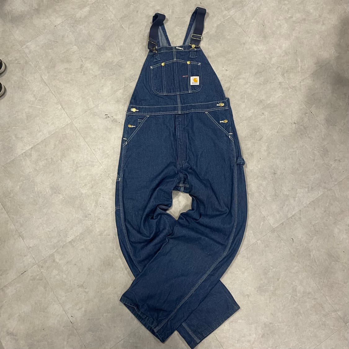 Carhartt 데님 카펜터 오버롤 (35”) 상품이미지1