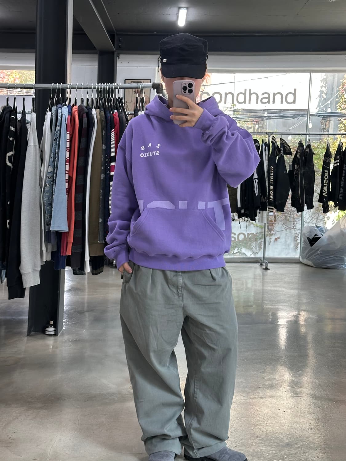 아이앱스튜디오 x THOR CONTAINER 후드티 상품이미지3