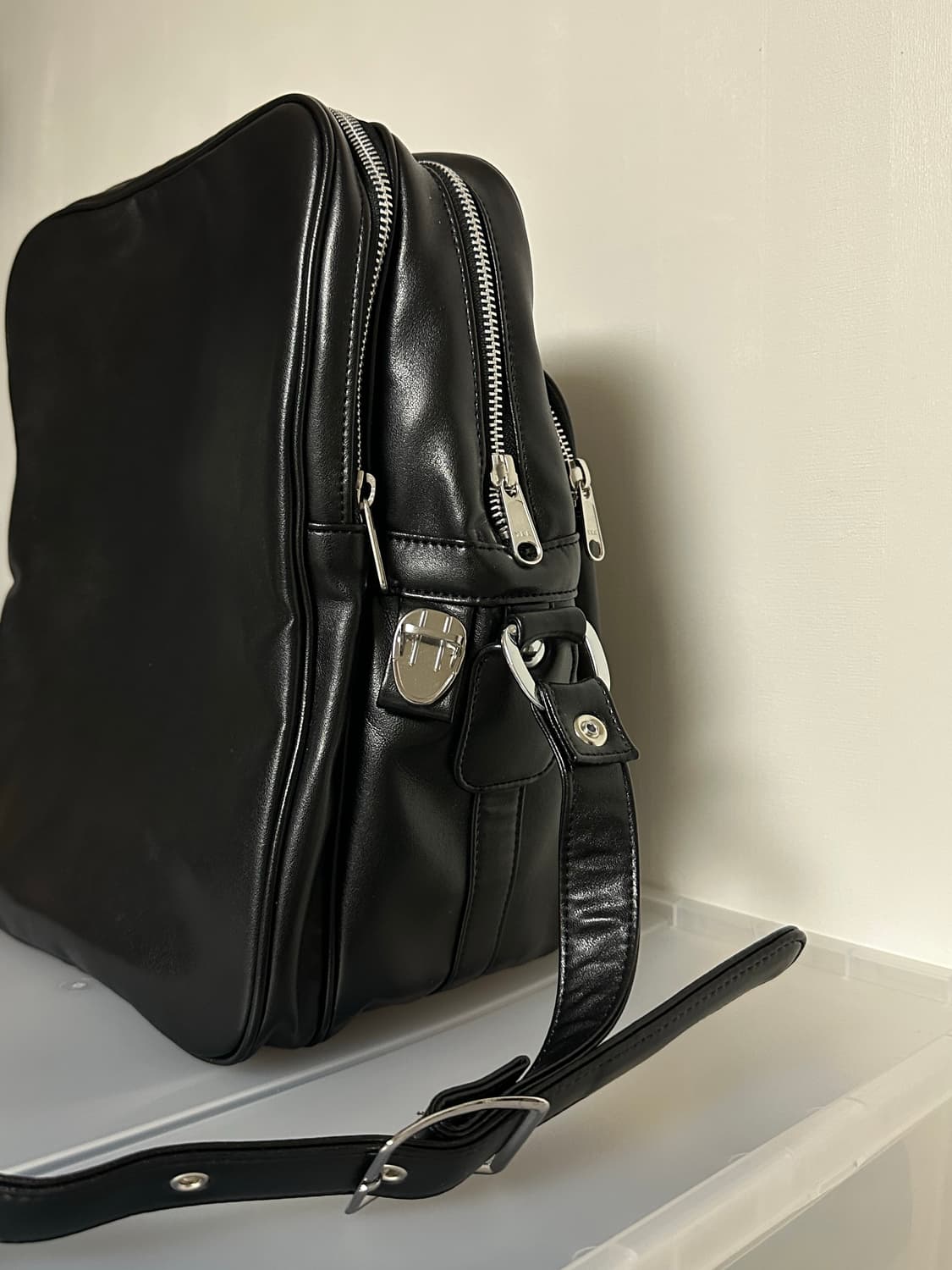 꼼데가르송 크로스백 L 상품이미지5