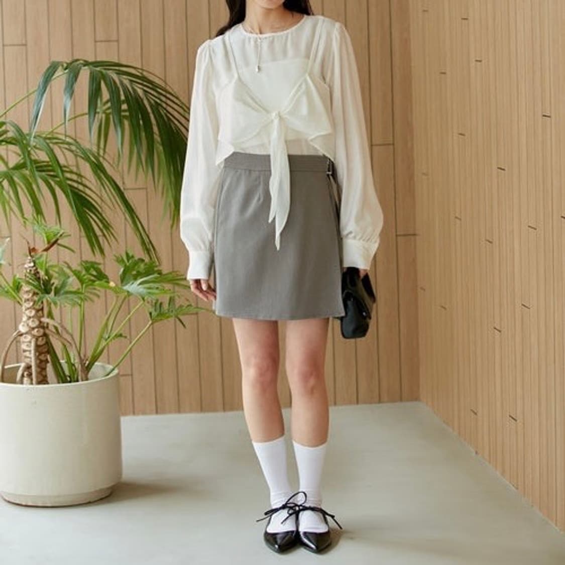 미착용 vis 비스체 도킹 시어 블라우스 상품이미지5