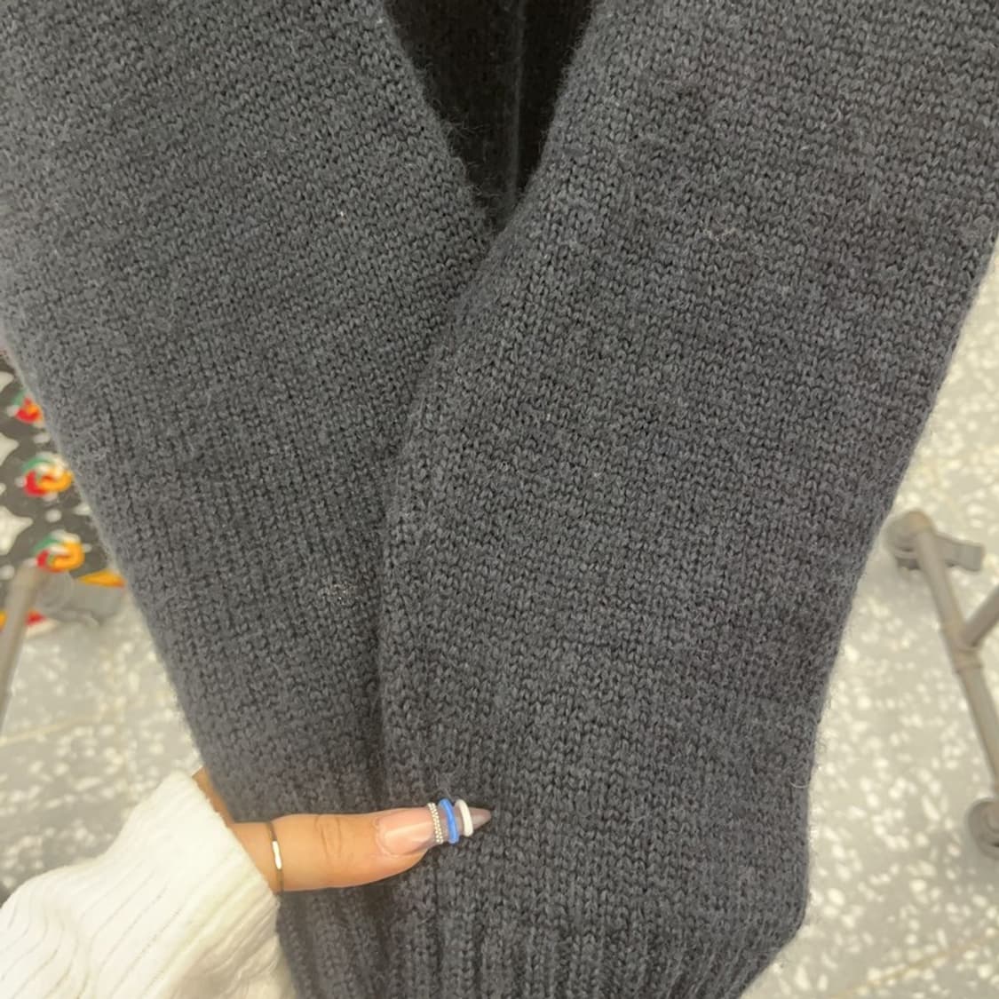 골라 올드스쿨 브이넥 오버핏 패치로고 니트 가디건 L C07926 상품이미지7