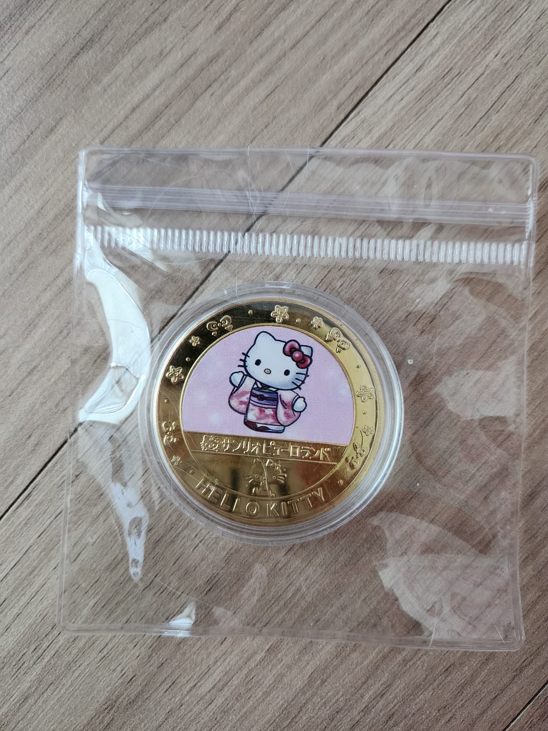 헬로키티 기념 주화 상품이미지3