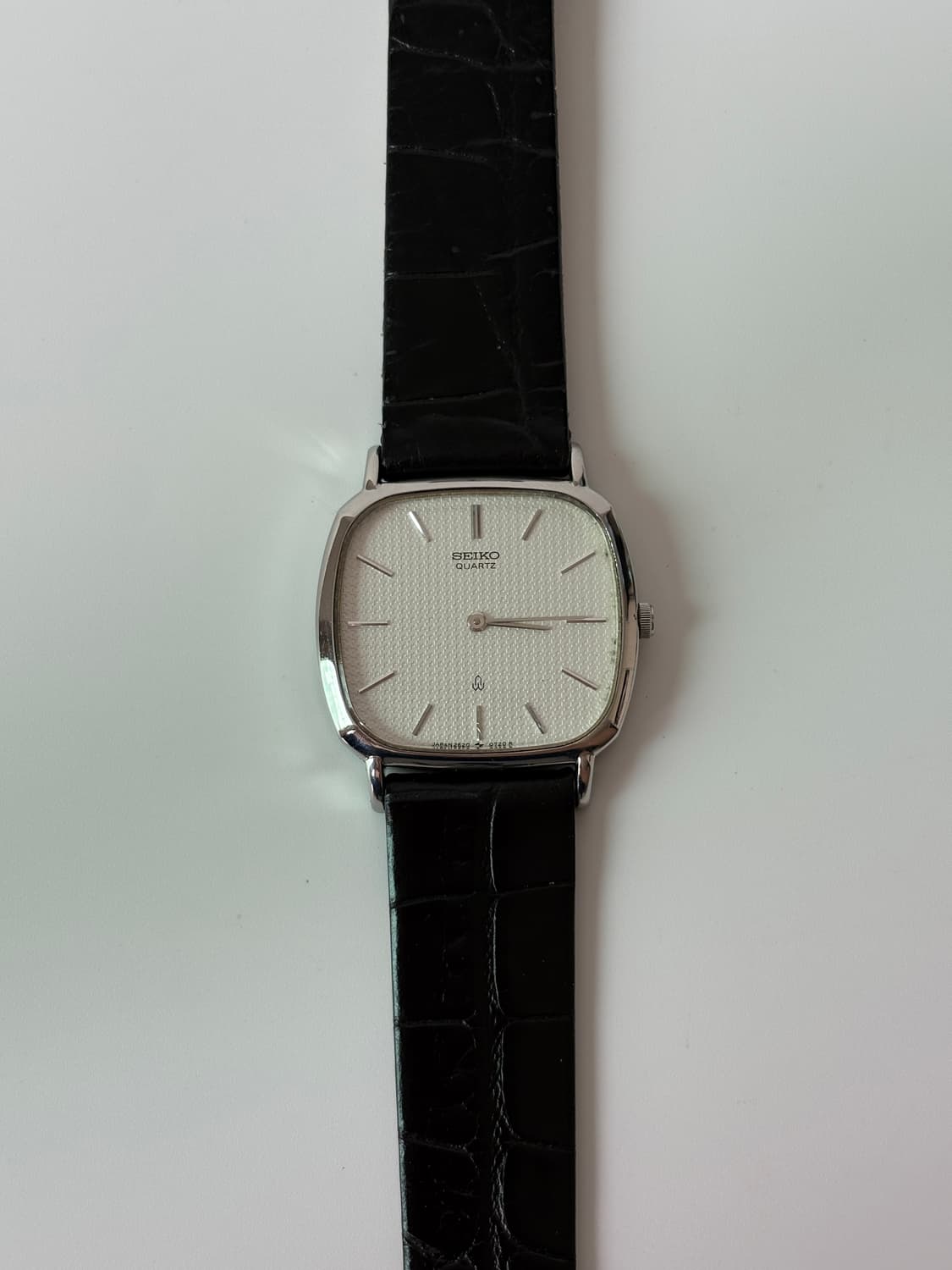 1980s Chariot Texture Dial Square Quartz 상품이미지1