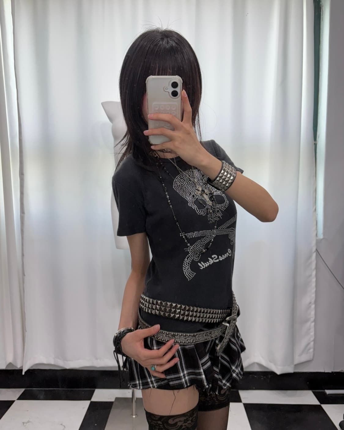 🎸블랙 스컬 비즈 디테일 티셔츠🎸 상품이미지3