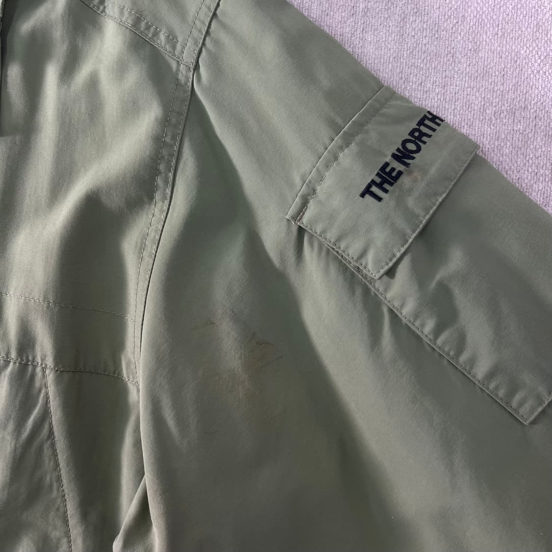 100 노스페이스 카키 사이드라인 바람막이 상품이미지3