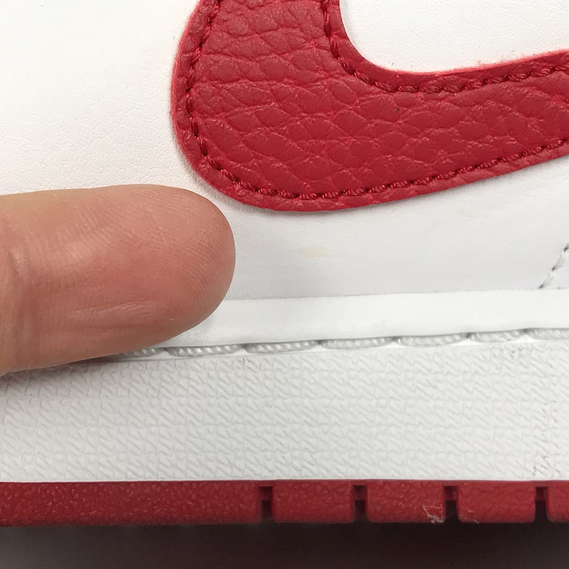 나이키 에어 조던 1 로우 짐레드 신발 스니커즈 남성275 상품이미지6