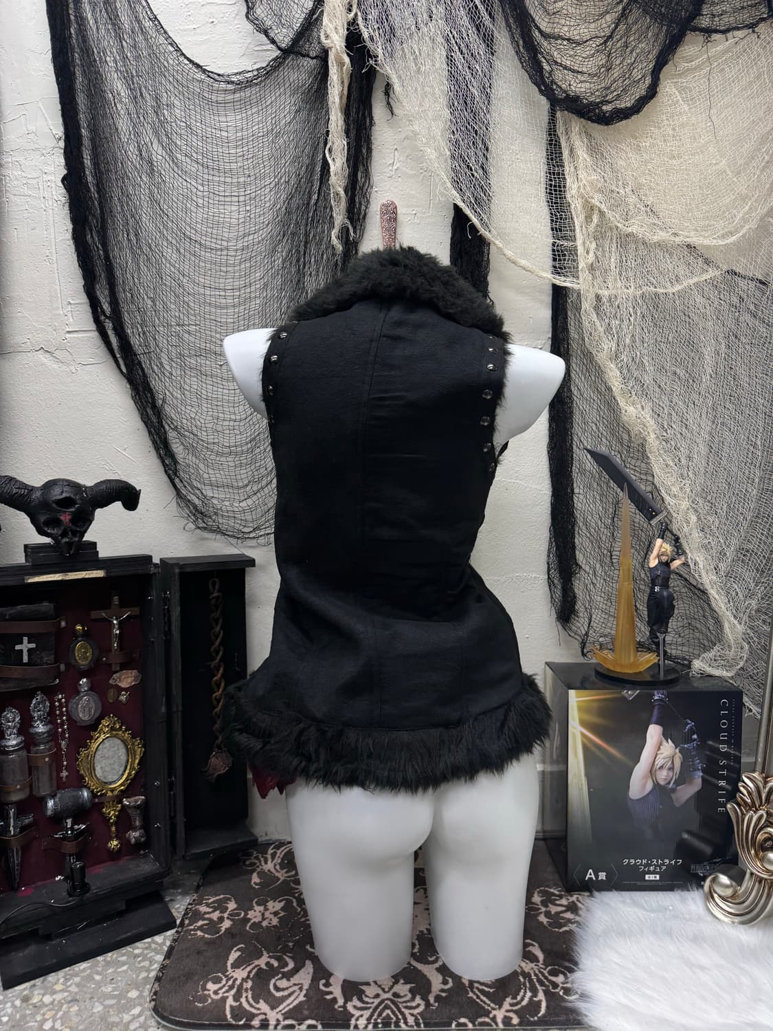 Buvrus vkei fake fur stud vest 상품이미지6