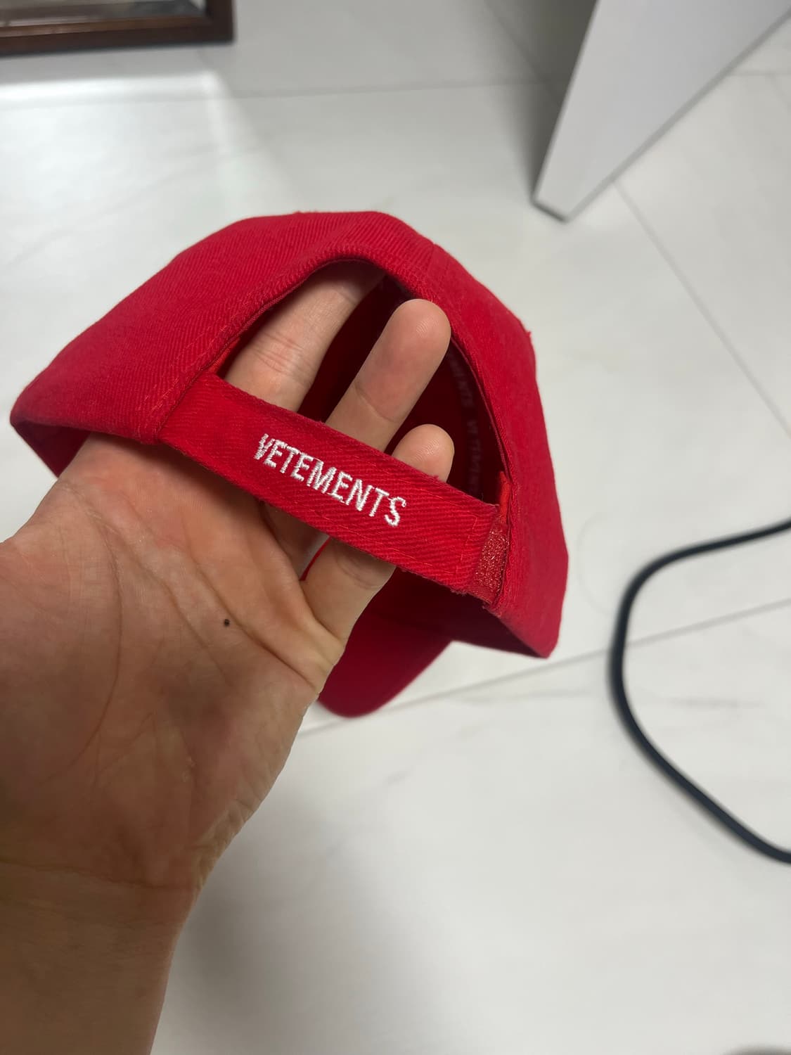 16시즌 베트멍 캡슐컬렉션 한정판 레드 캡 (빈지노 착용) 상품이미지2