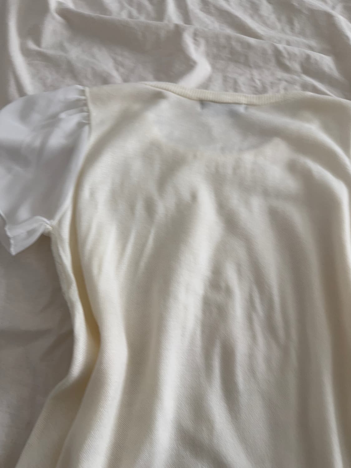 아이보리 플라워 패턴 러블리 쉬폰 반팔 상품이미지5